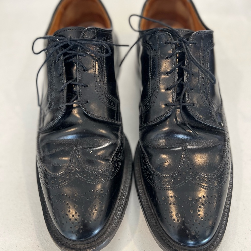 Mens dress shoes size 10 1/2 M black